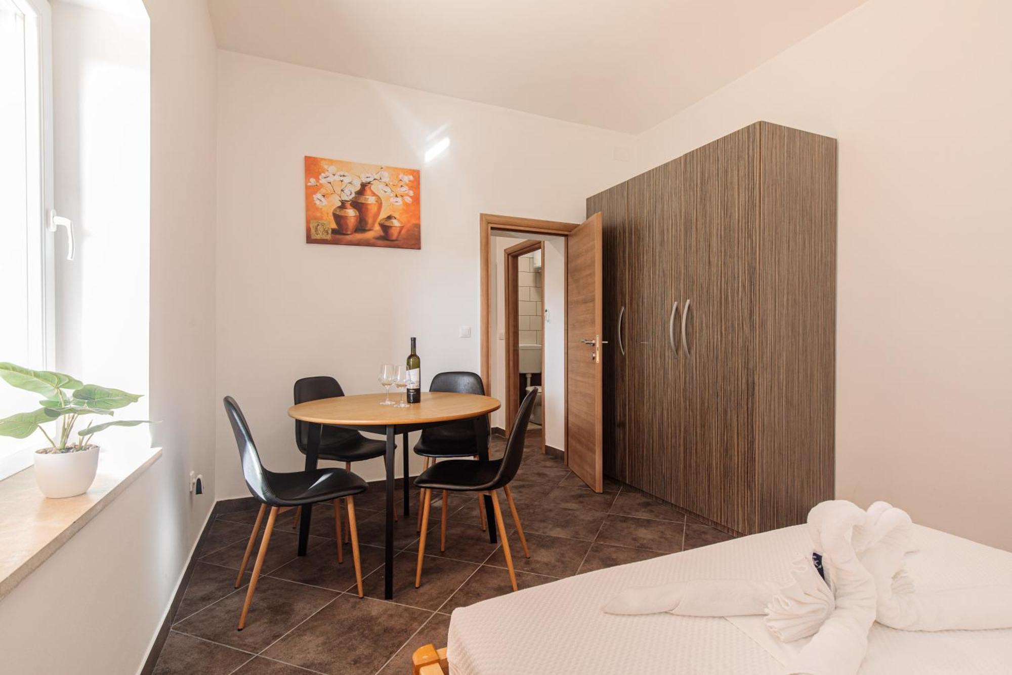 Apartments Tm Крк Экстерьер фото